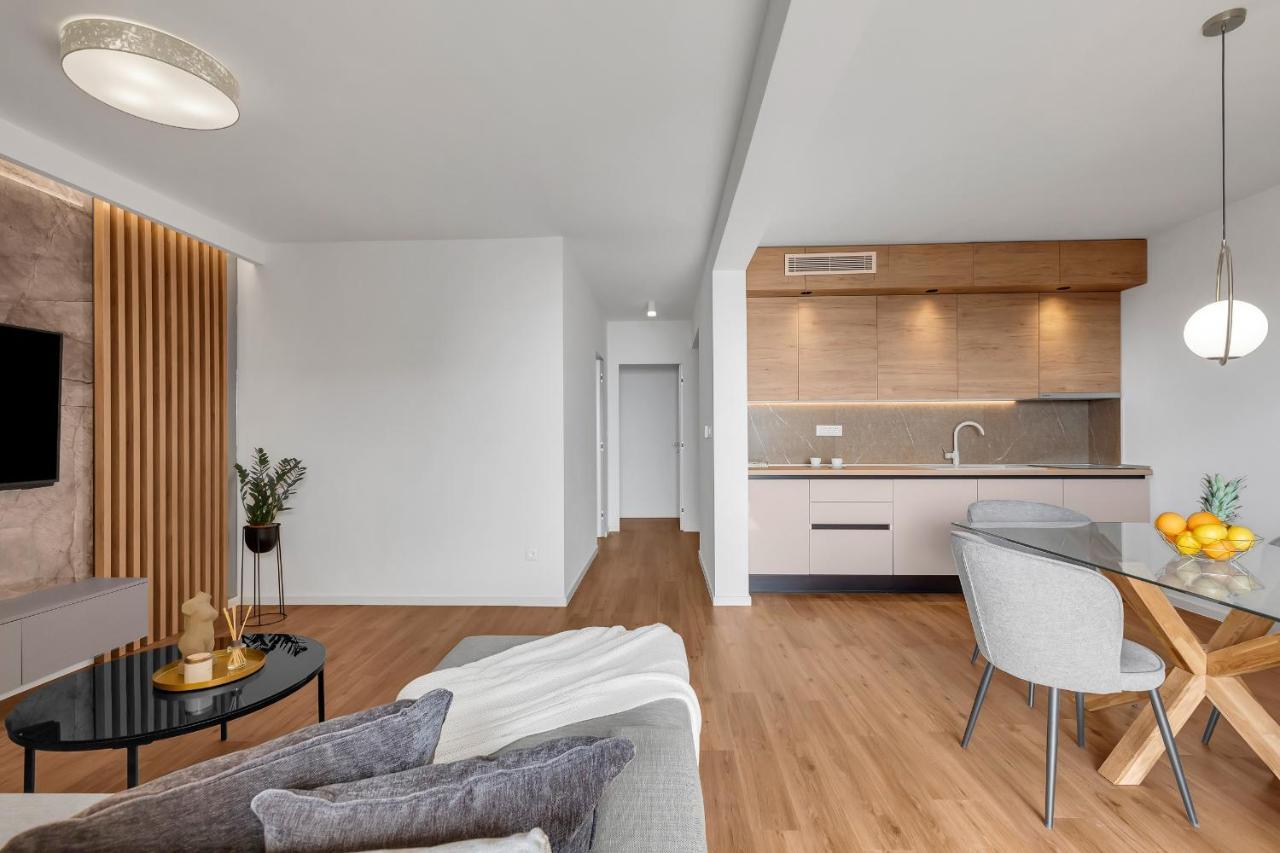 5-6 Luxury Apartments L&L Tucepi - 100M From The Beach - Makarska Exklusiv Kültér fotó